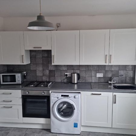 3 Bedroom House-Ellesmere Port Eksteriør bilde