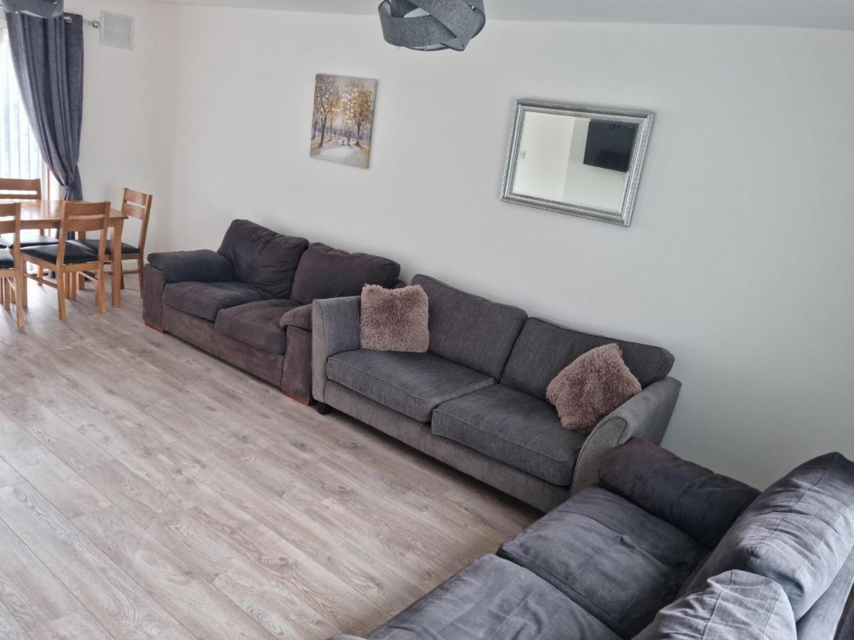 3 Bedroom House-Ellesmere Port Eksteriør bilde